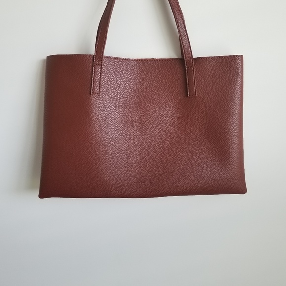 Vince Camuto Vegan Leather Luck Tote - Picture 3 of 5